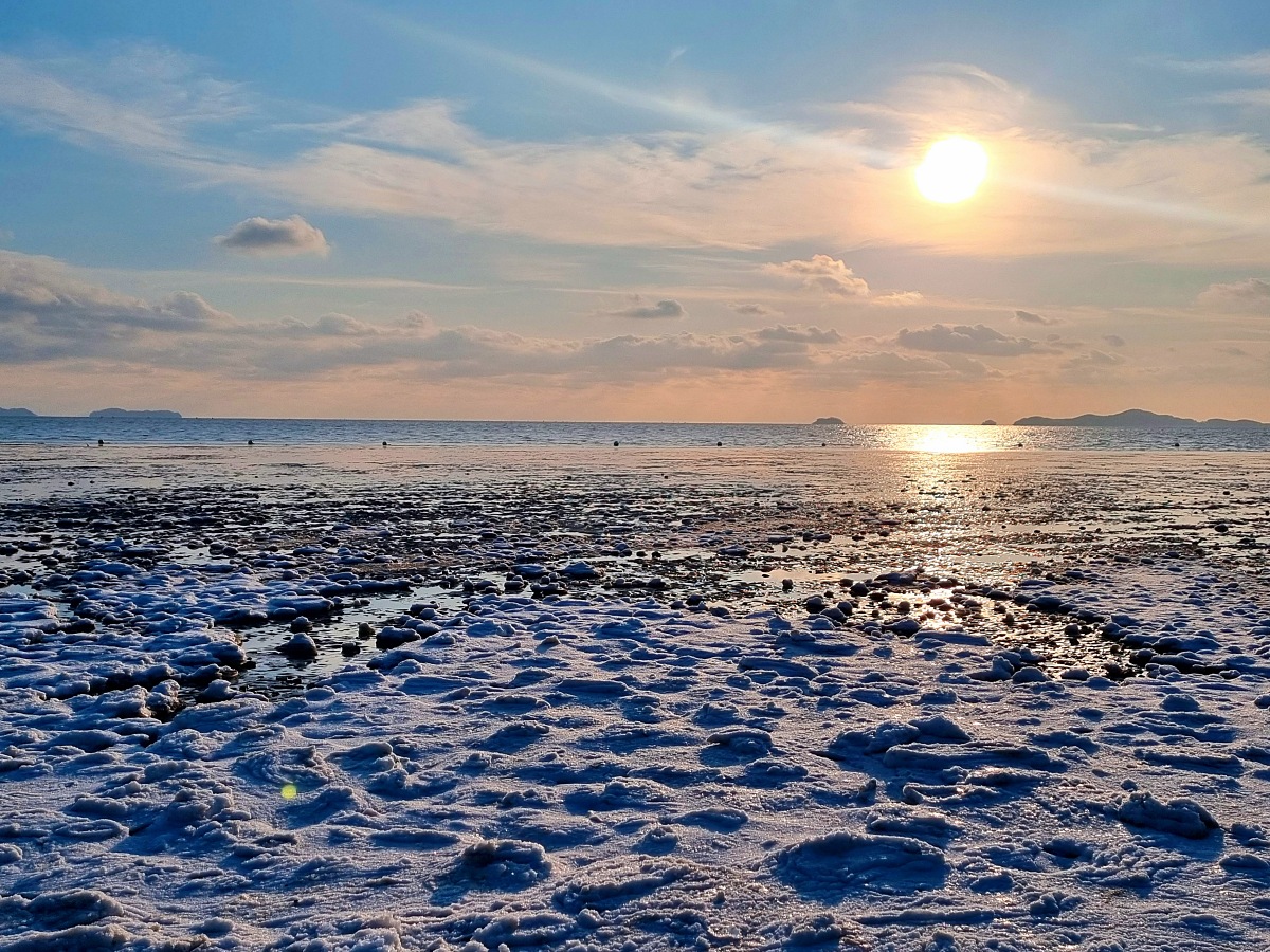 인천 강화도&amp;#44; 석모도 겨울 바다 설경 (민머루 해수욕장&amp;#44; 동막해수욕장)과 해넘이 풍경 (건평항) 