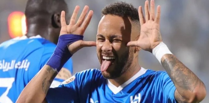 2023년 세계 축구선수 최고 연봉순위 - 네이마르 연봉