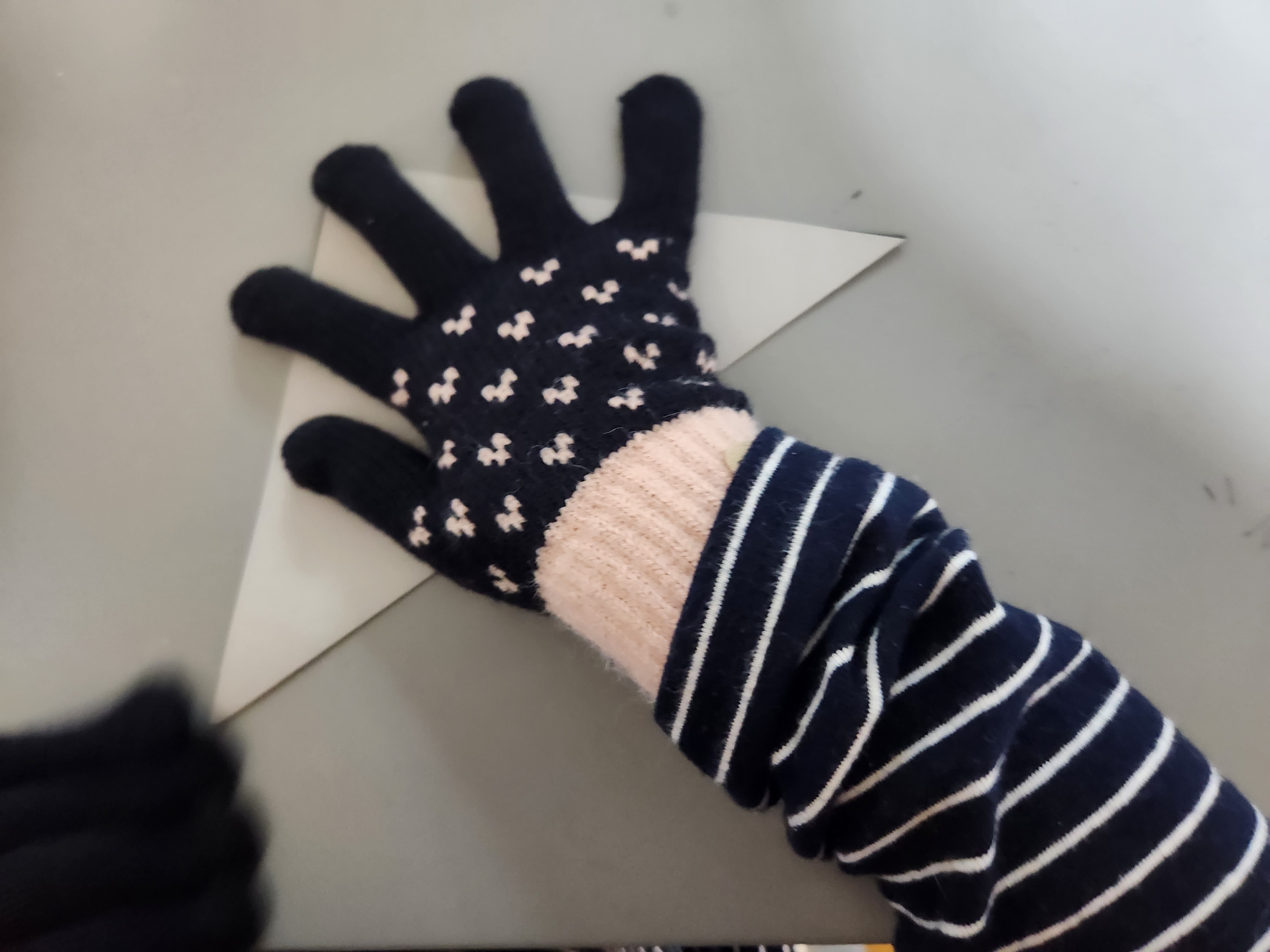 어린이 겨울장갑 터치장갑 잘쓰고다녀요