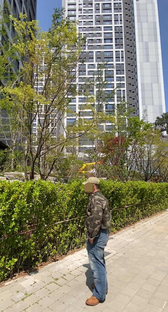 데일리룩(2025. 4. 26.)더블알엘 가먼트 다잉 트윌 볼캡, 테이크이지 카모셔켓 카모셔츠 카모자켓, 폴로랄프로렌 패치 빈티지 디스트레스드진, 레드윙 아이언레인저 호손뮬스키너