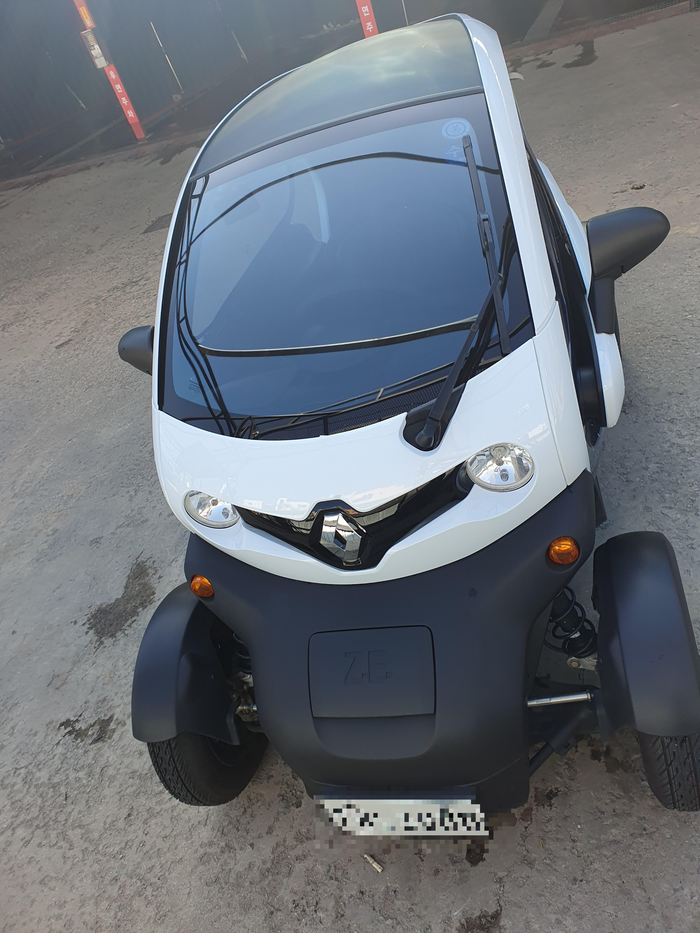 트위지 디자인은 정말 잘뽑았음!!