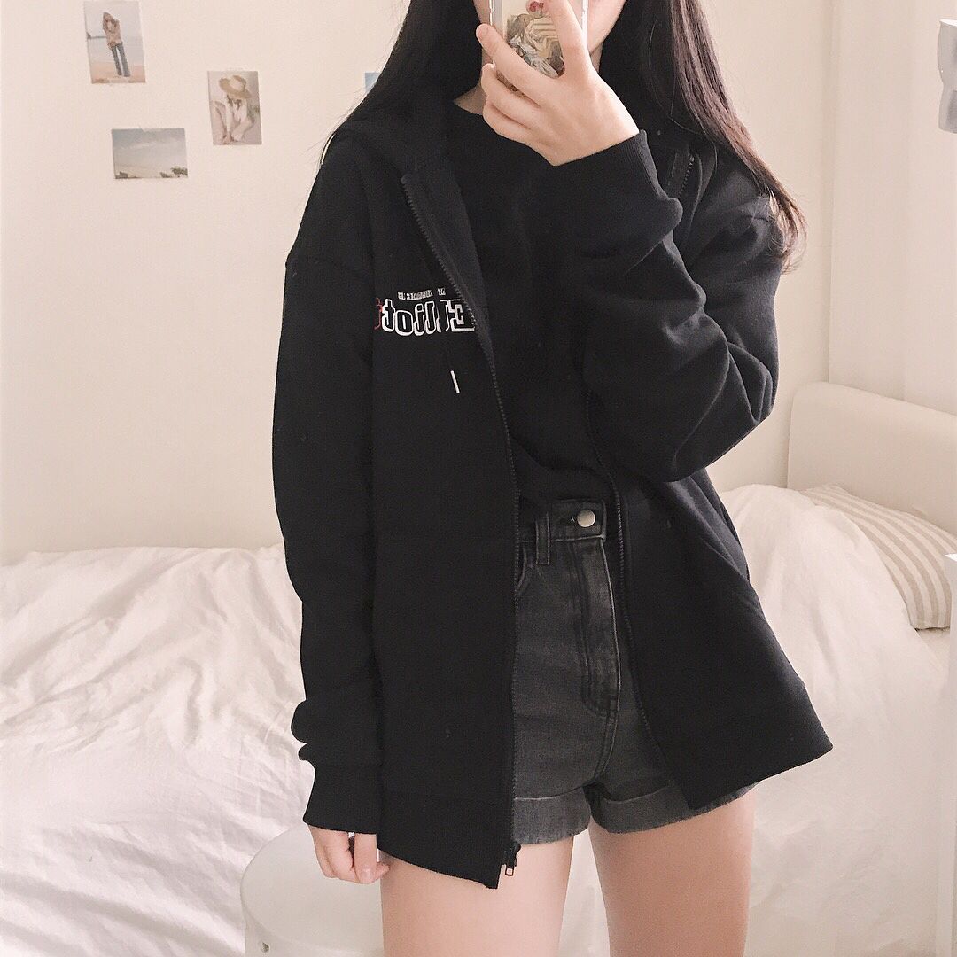 여성스러우면서도 귀여운 여자패션