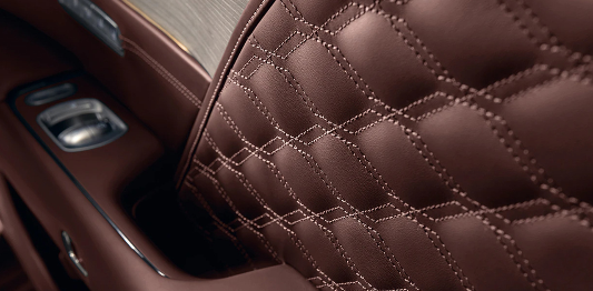 제네시스 G90LWB 내부 디자인