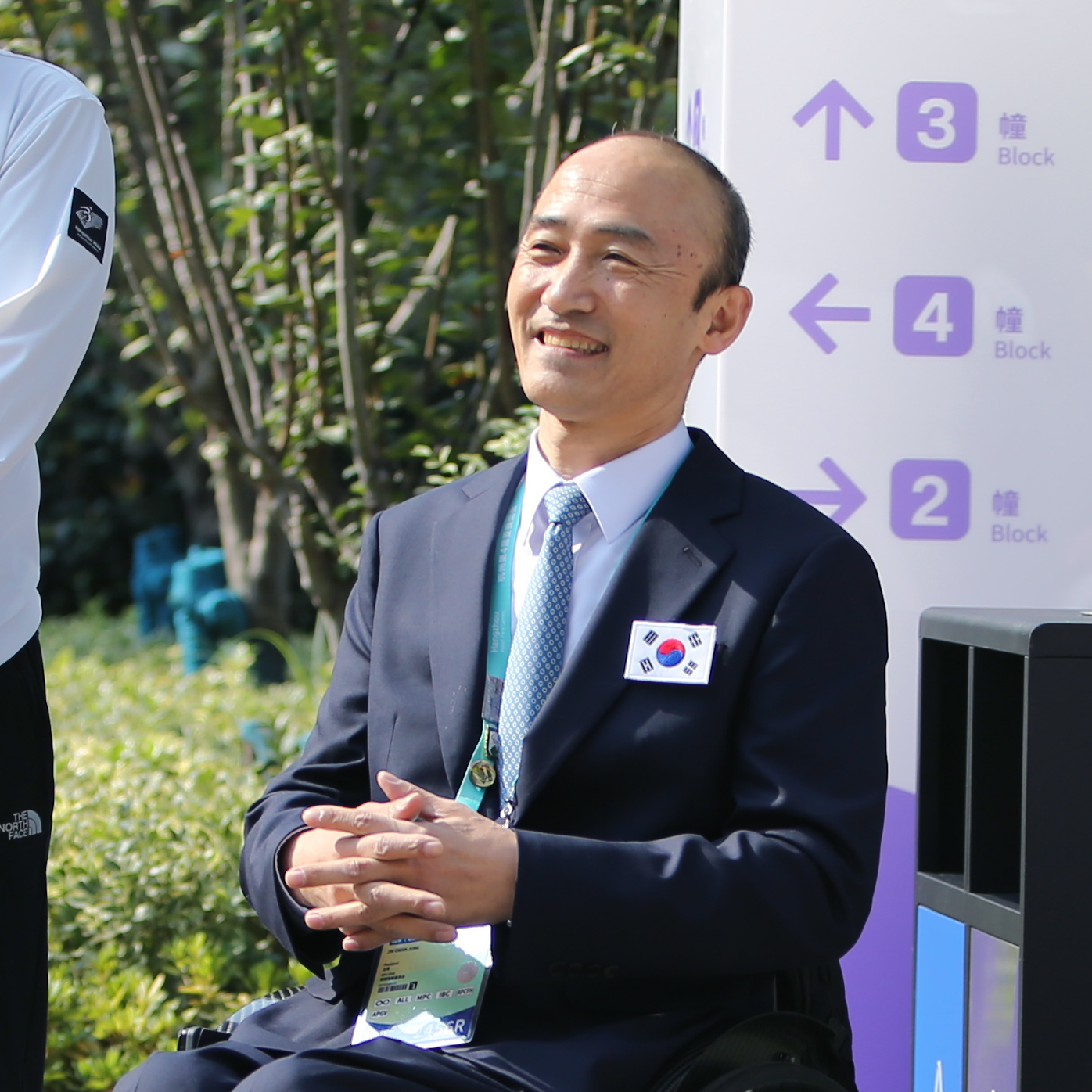 10월 29일 2022 항저우 장애인아시아경기대회 선수촌에서 열린 해단식에서 정진완 회장이 격려사를 하고 있다.