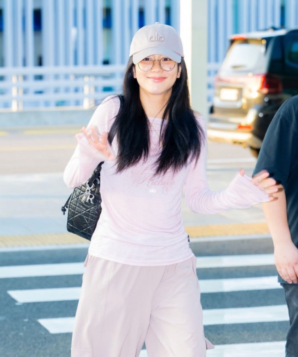 블랙핑크 지수 착용 PICK