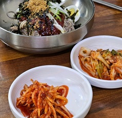 비빔막국수