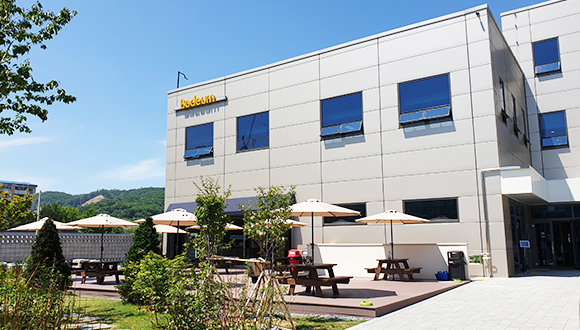 ๋ณด๋ฌ์ปดํผ๋ '๊ฐํต๋ น' ๊ฐํ์ฑ ํ๋กํ