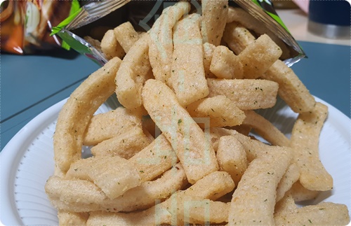 농심은 역시 과자 봉지가 잘 뜯어져서 넘나 좋아효~