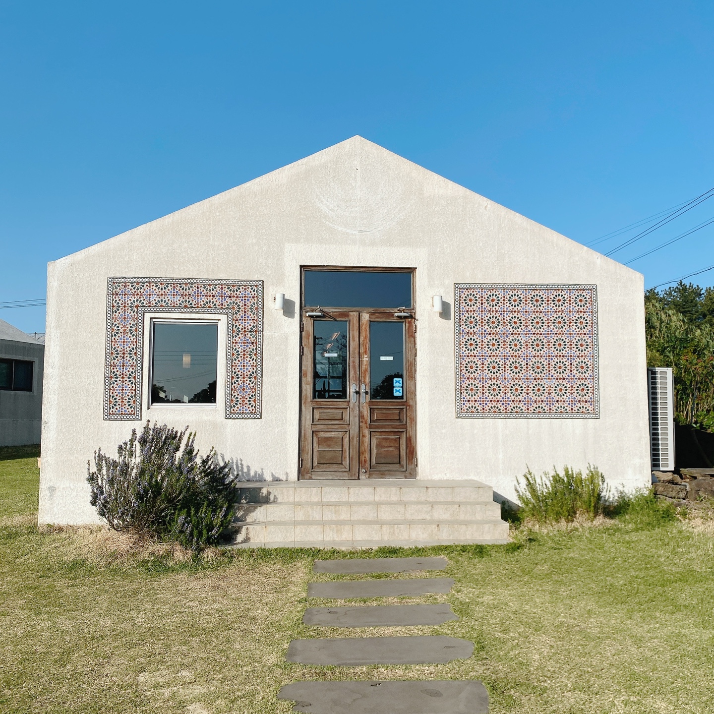 제주 성산 성읍민속마을 에그타르트 포르투갈 카페 아줄레주