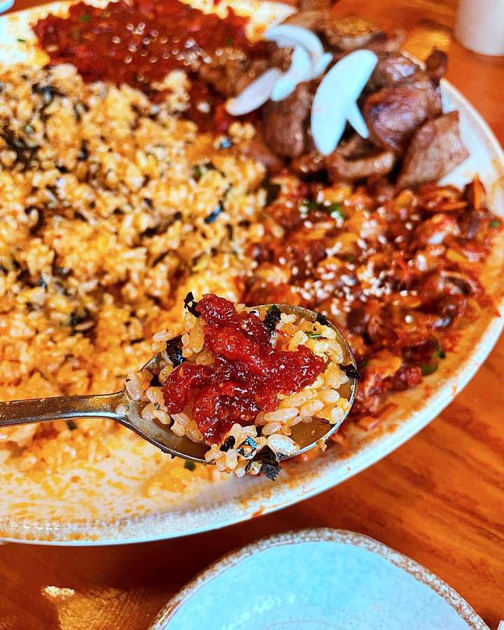 경주 황리단길 맛집 추천 생방송투데이 한옥 핫플 데이트 코스 꼬막 갈비 비빔밥 육회비빔밥 꼬막비빔밥 한우 육회꼬막비빔밥 오늘방송 소문의 맛집