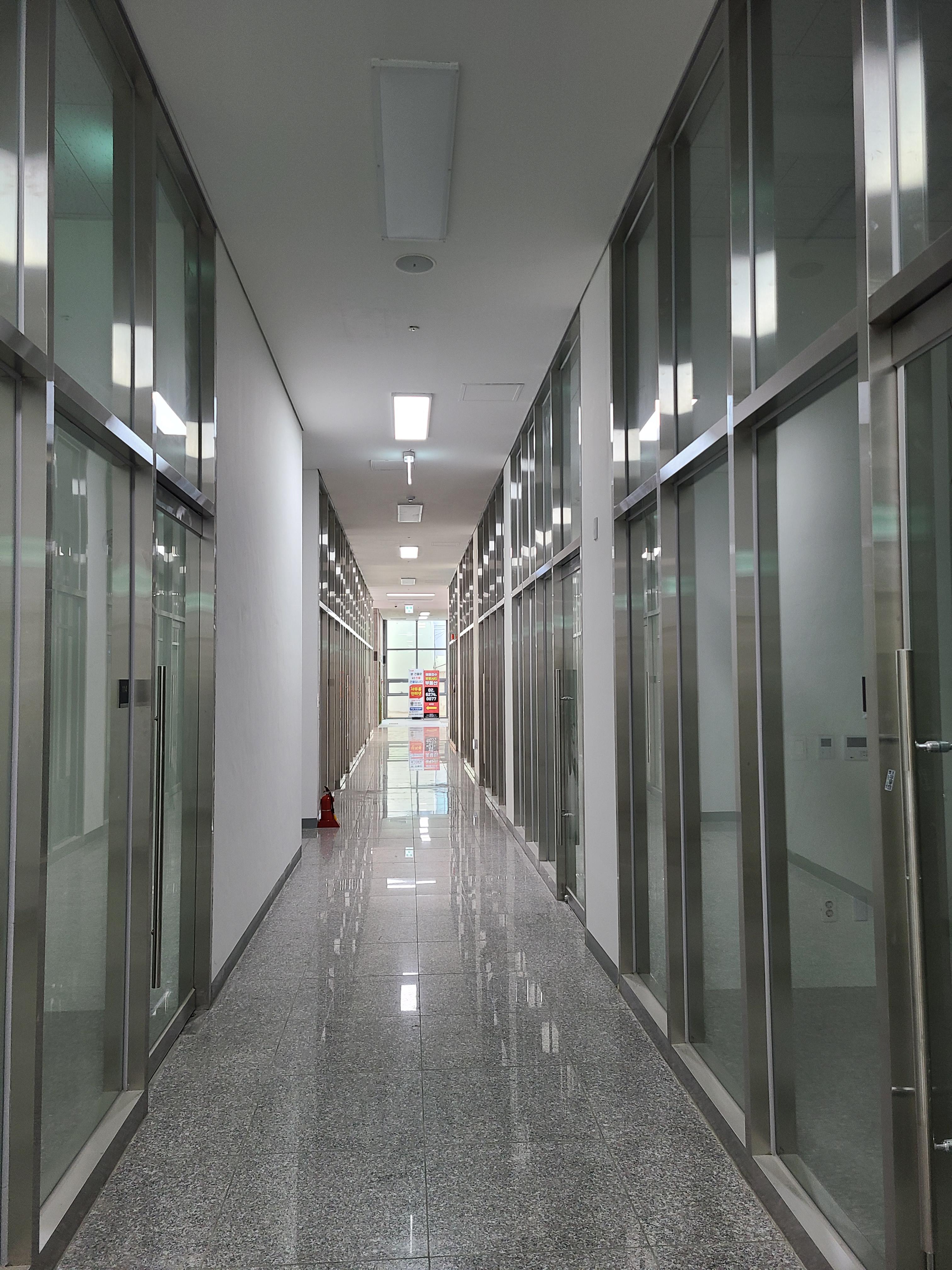 KLK 유윈시티 1층 내부2