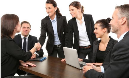 지원들 사이 소통 증가