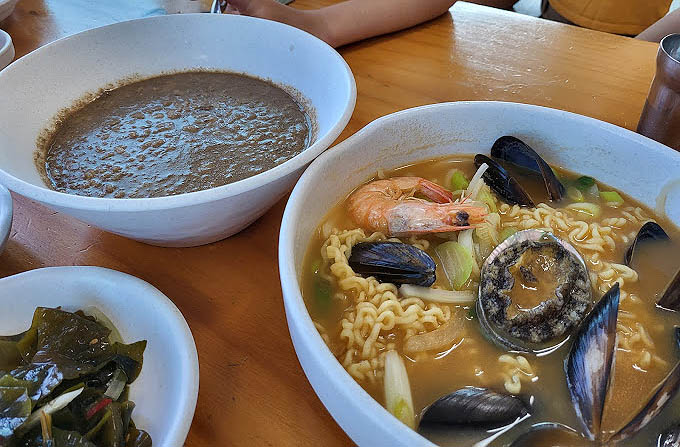 제주 성산 해산물 죽 '섭지해녀의집'