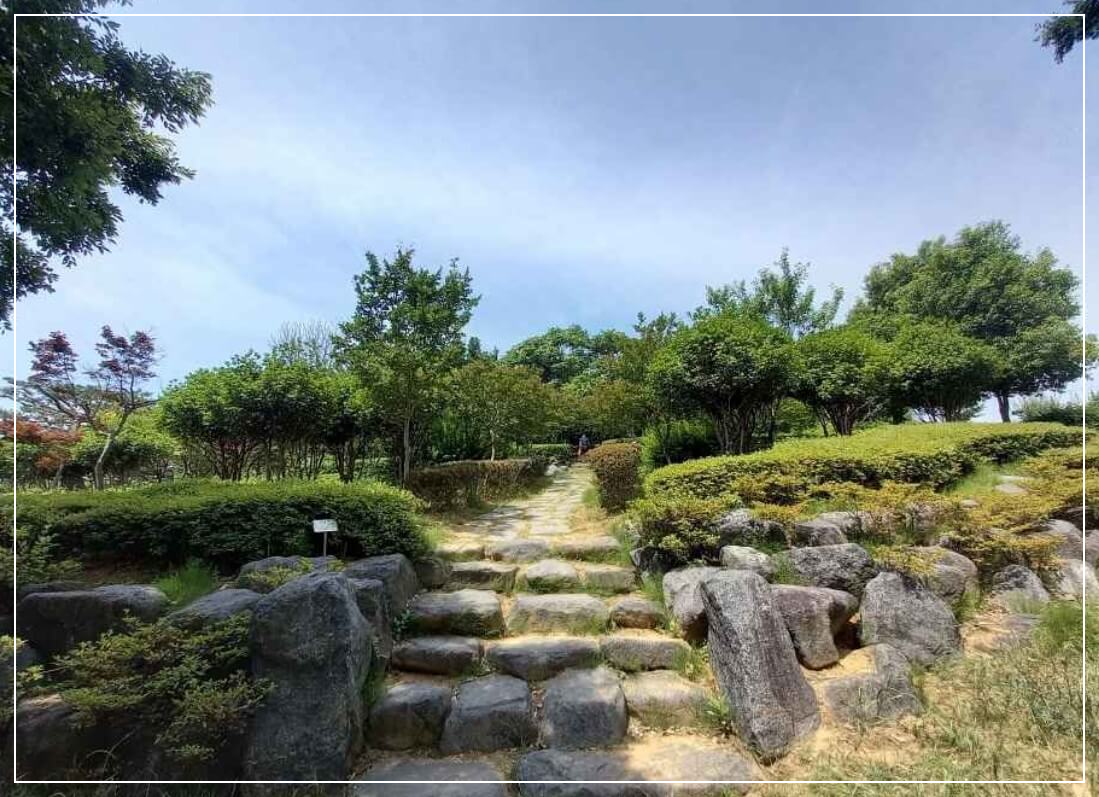 사천 가볼만한곳 베스트10 수양공원(사천읍성 산책로)