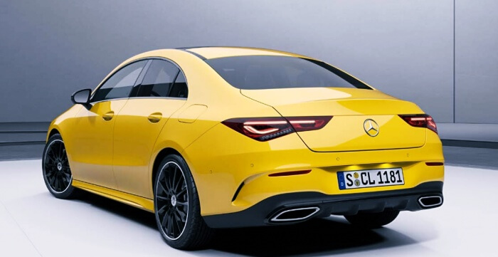 벤츠-CLA-250-옐로우-후면