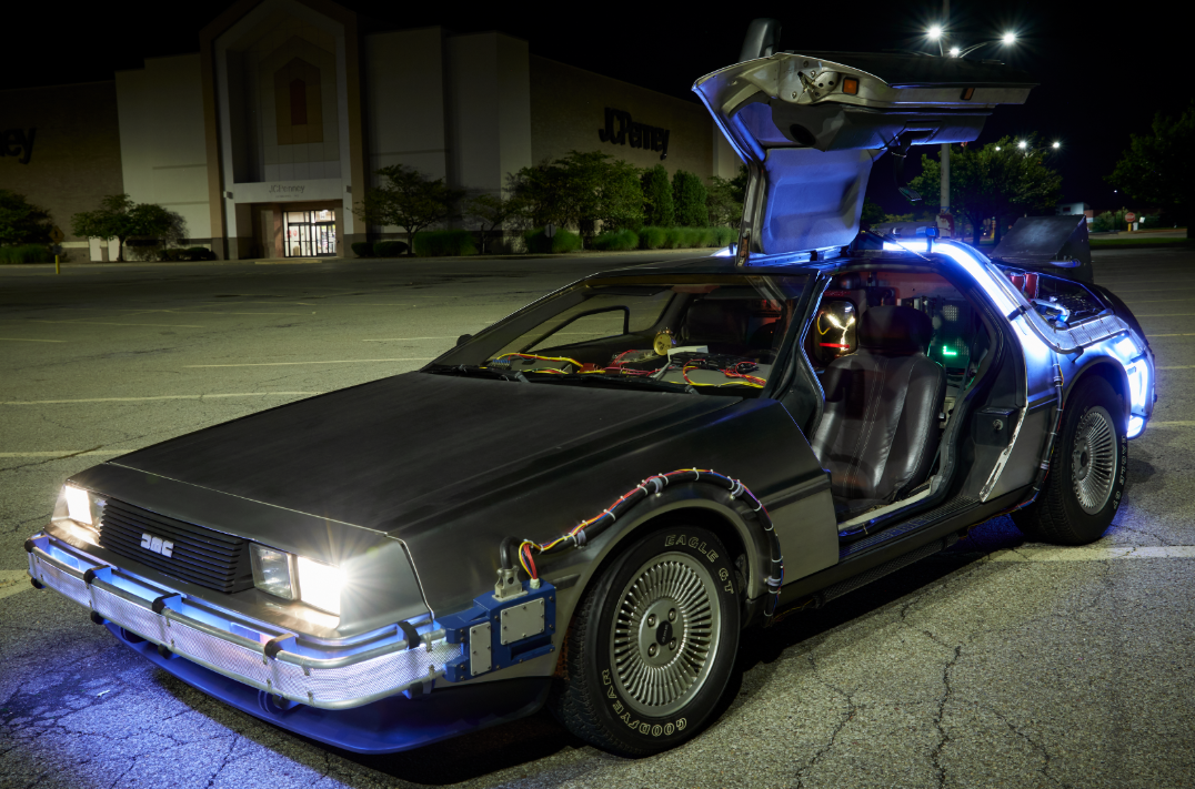 백 투 더 퓨처 영화 속 한 장면