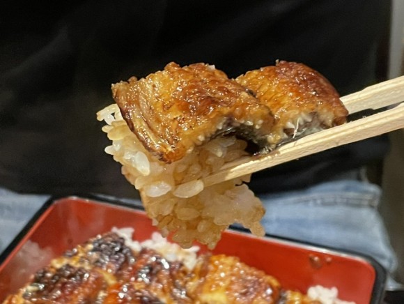 Eel as soft as cotton candy
솜사탕 장어
