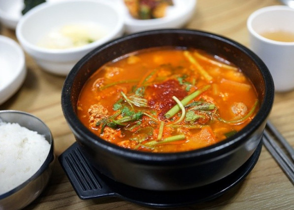 동네한바퀴 부산 생선내장탕 60년 전통 맛집(달고기 내장탕)