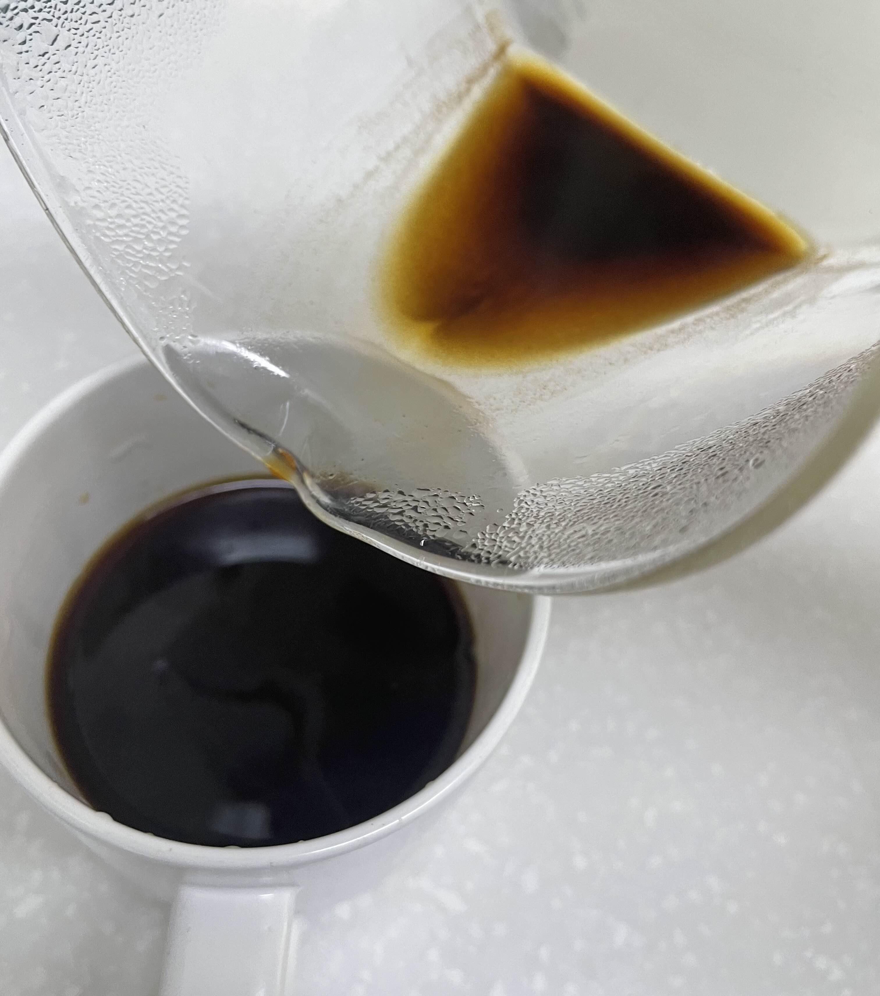 이케아 커피 서빙