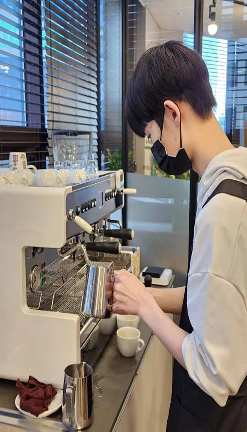 피우바리스타학원