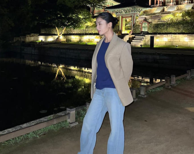 안은진 사복