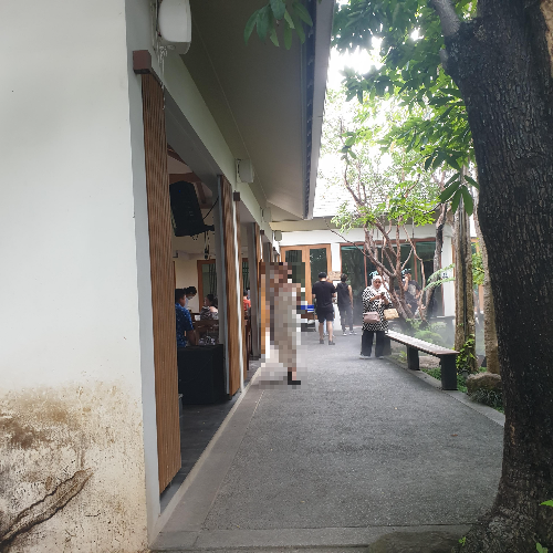 치앙마이 카페 투어 ⑤ : 인생샷을 찍을 수 있는 뷰 맛집 (Chom Cafe and Restaurant) _ 음료 공간