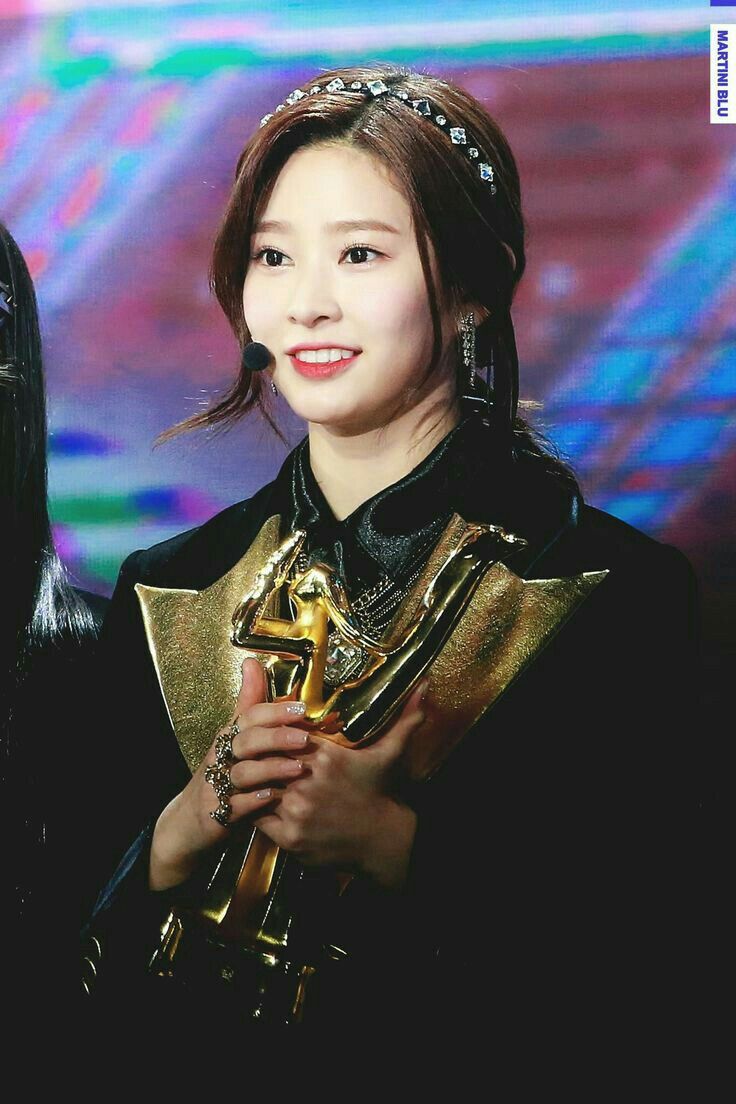 아이즈원 김민주 최애사진