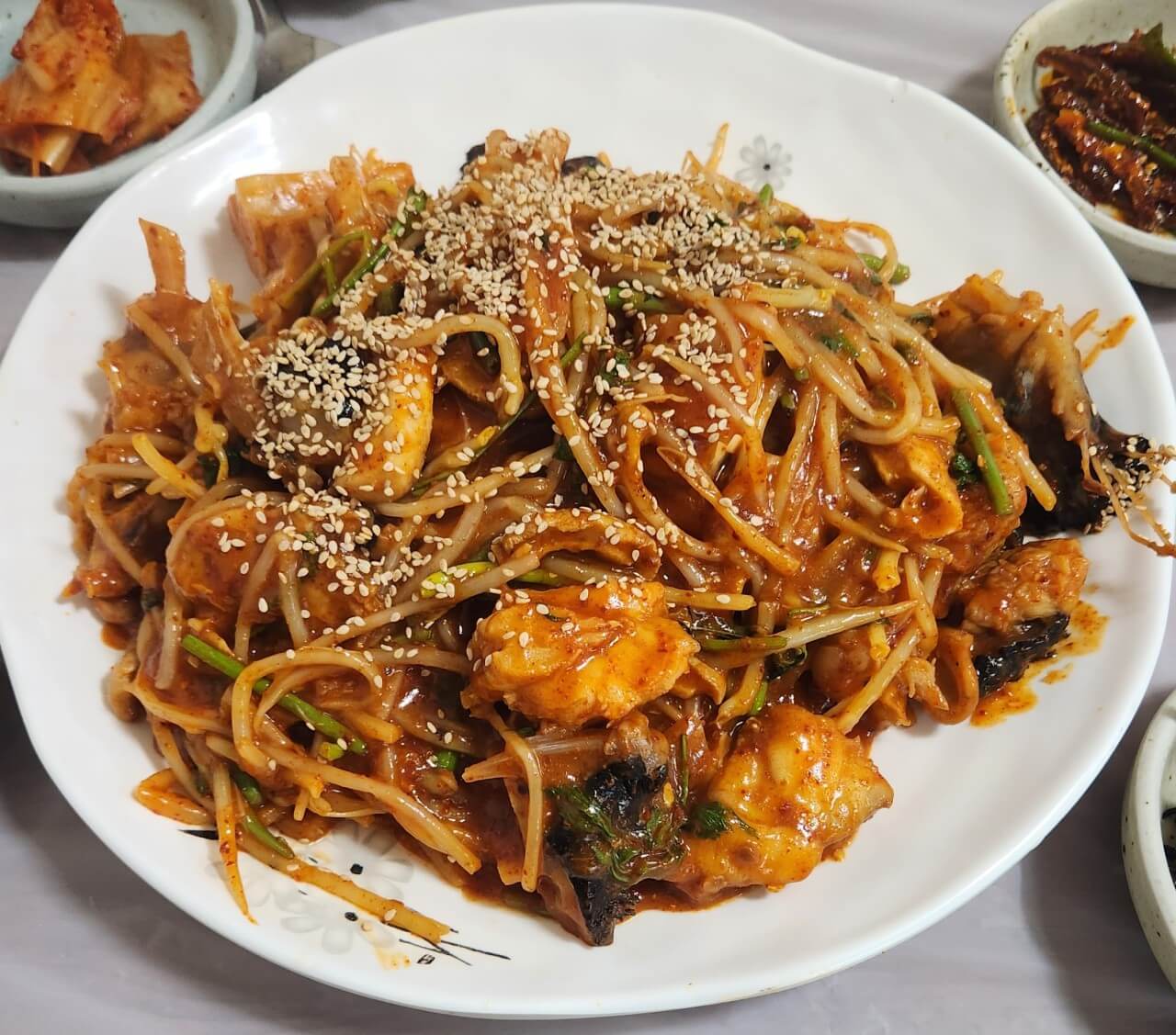 동네 한 바퀴 통영 아귀찜 맛집 아구찜 자매식당 위치