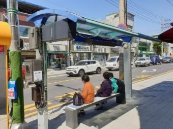 땡볕 노출 시간 그늘 이동 양산 사용 보행 요령_14