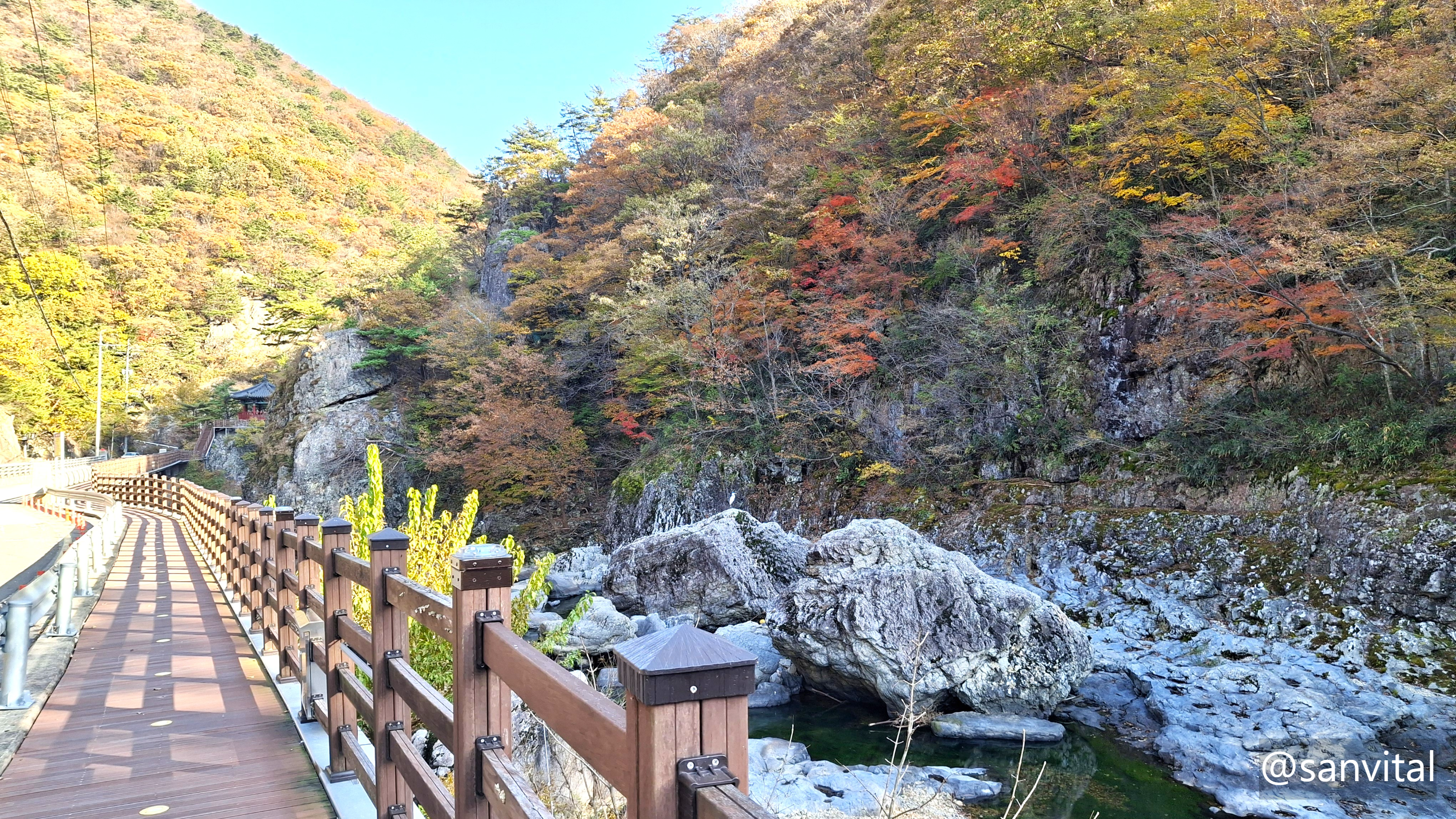 운일암반일암 도덕정