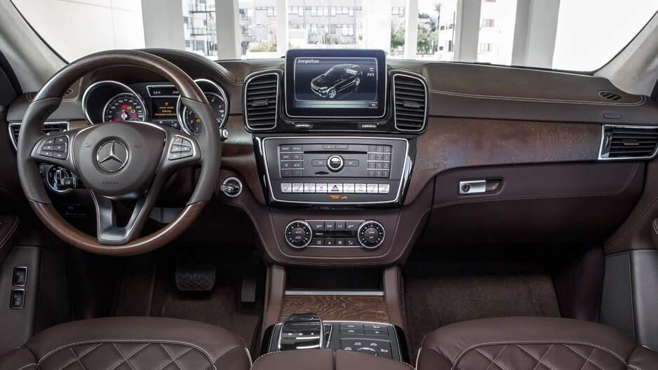 벤츠 GLE클래스 실내