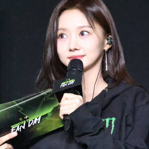 윤수빈 아나운서