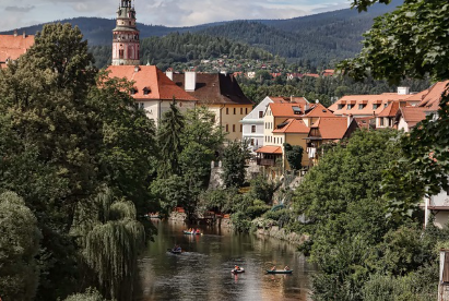 중세로 떠나는 시간 여행! 체스키 크룸로프 장미 축제 (Five-Petalled Rose Festival, 체코)