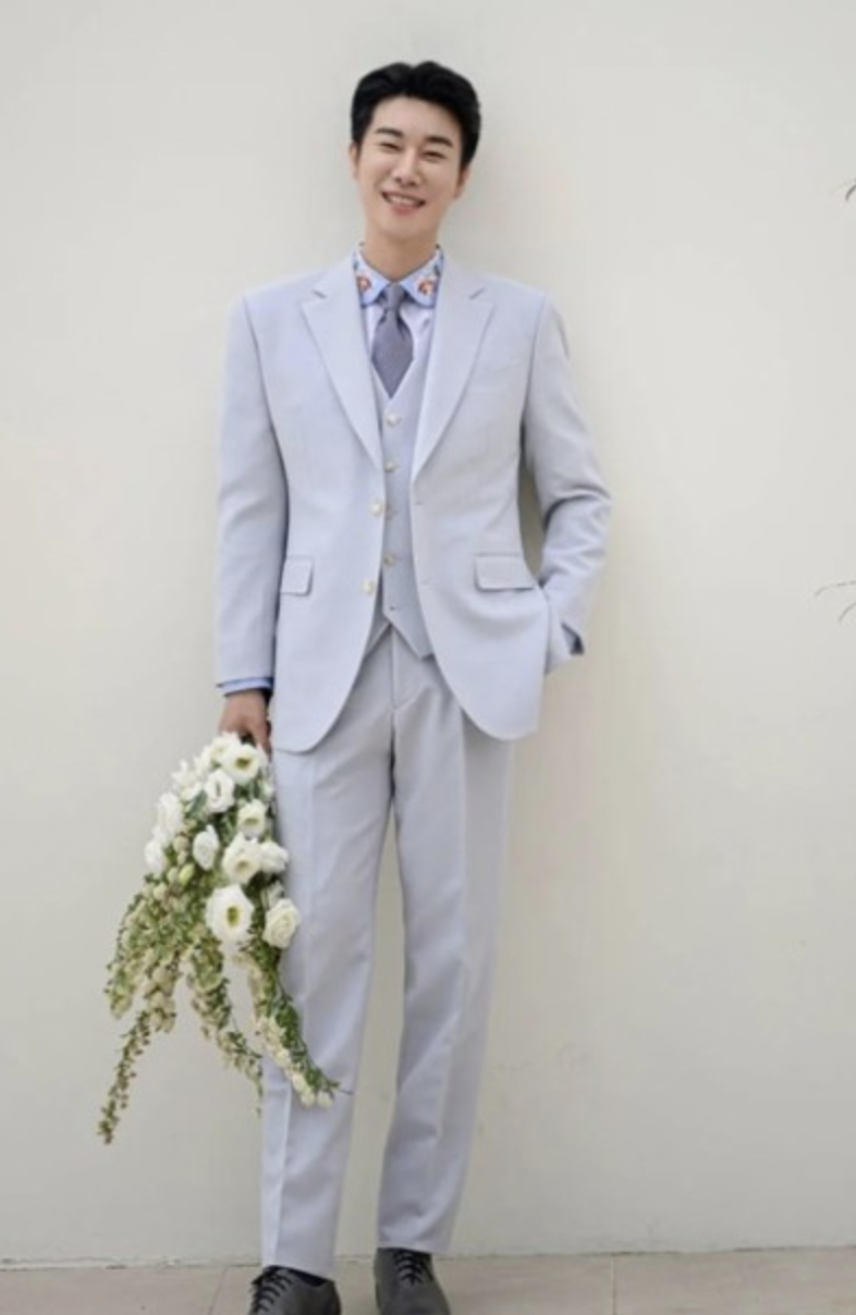 산이 결혼 발표