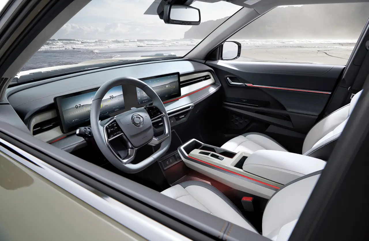 KGM 토레스 자동차 이미지