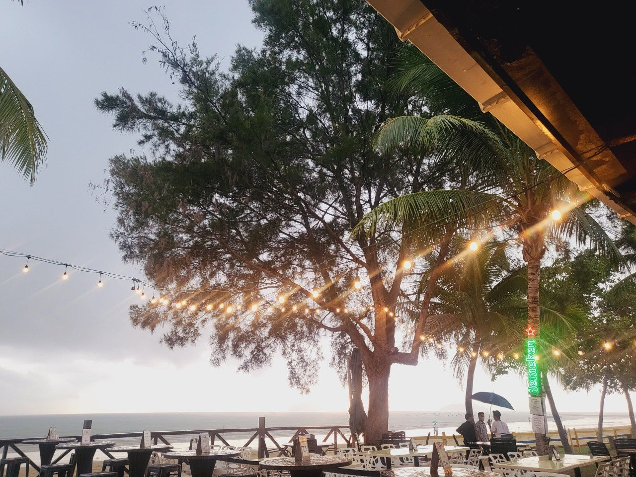 코타키나발루 선셋 시간 탄중아루 비치 선셋바 추천 징선셋바 Zing Sunset Bar 예약 메뉴 후기