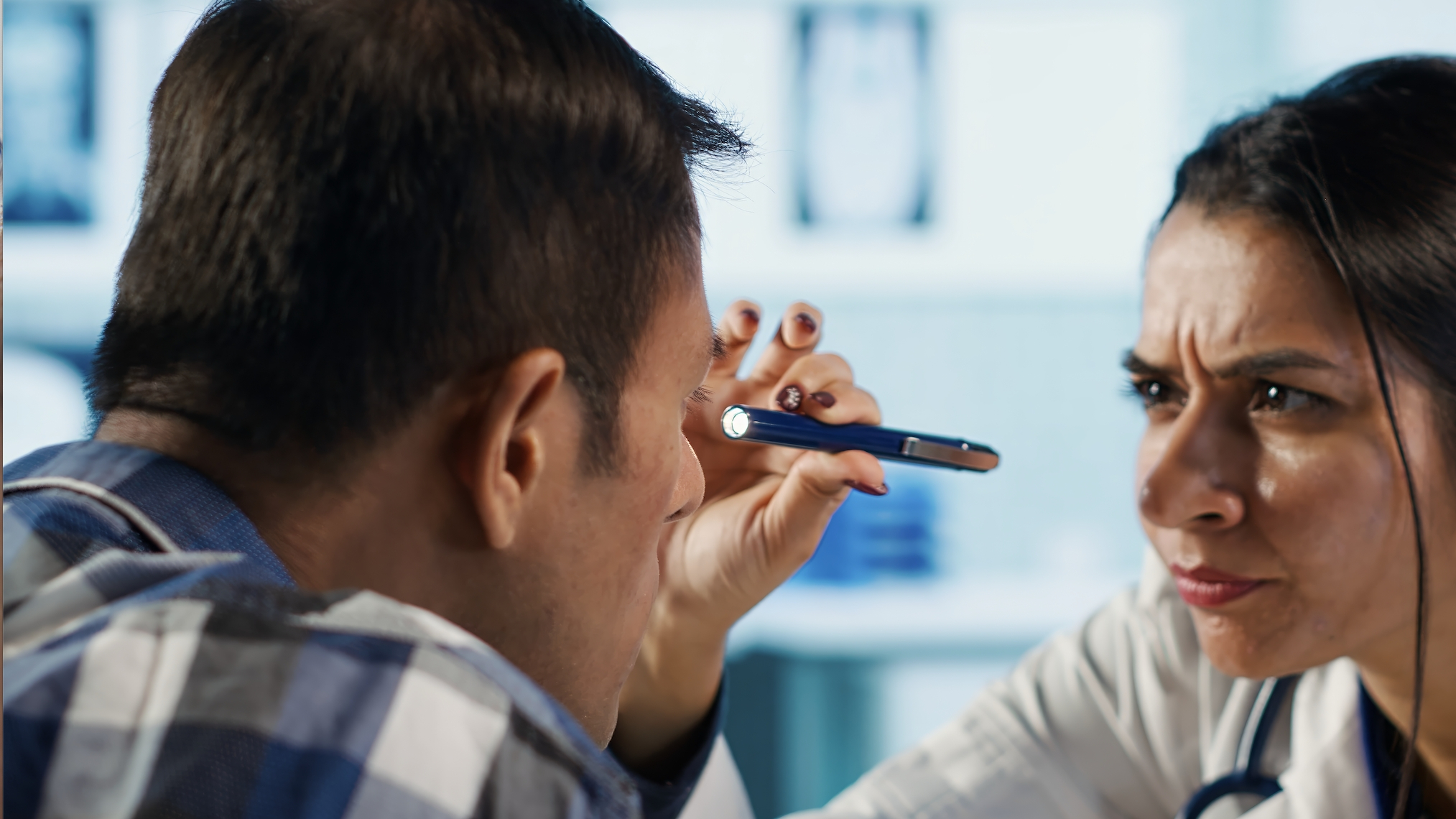 중심성 망막염 증상