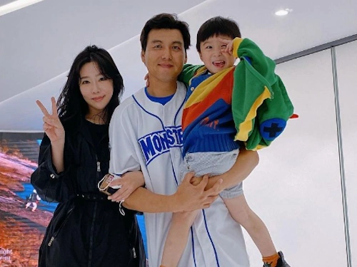 최강야구 김문호 성민정 가족