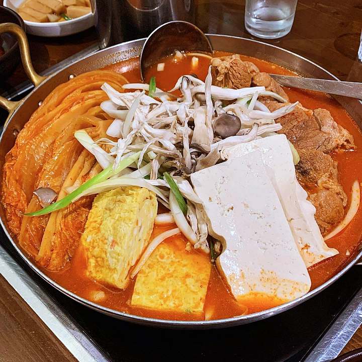 서울 최고의 김치찜 대왕 소갈비 고랭지 묵은지 김치찜 종로 광화문 맛집 추천 생방송투데이 빅데이터 랭킹