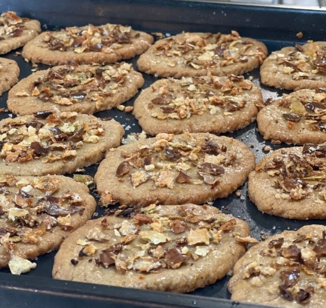 동네한바퀴-종로-북촌-고추쿠키-80세할머니