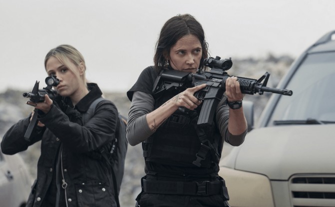 킬링타임 액션 스릴러 영화추천 더티 엔젤스 결말 후기 리뷰 - 호평과 혹평