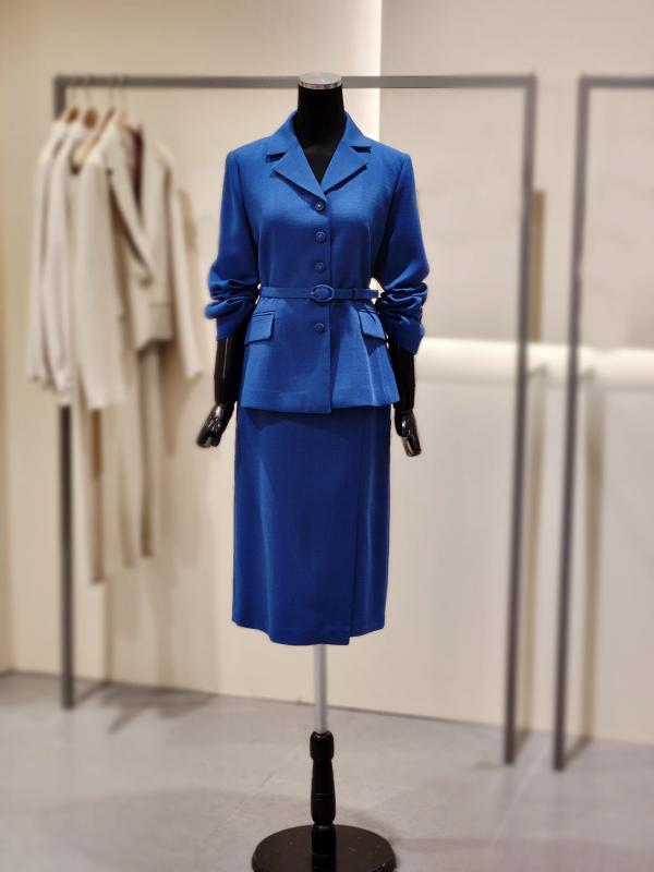 케이엘바이린 KL K526 벨티드 스커트 정장 세트 KWJKNB44BL KWSKNB44BL