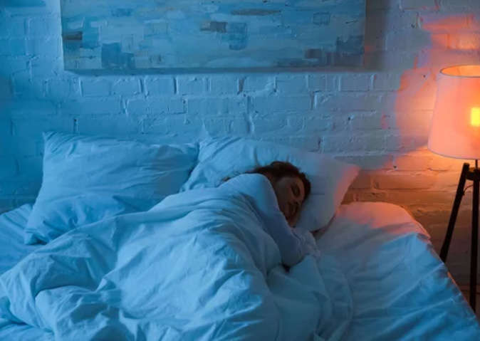 겨울철 숙면을 돕는 온습도 멜라토닌 관리