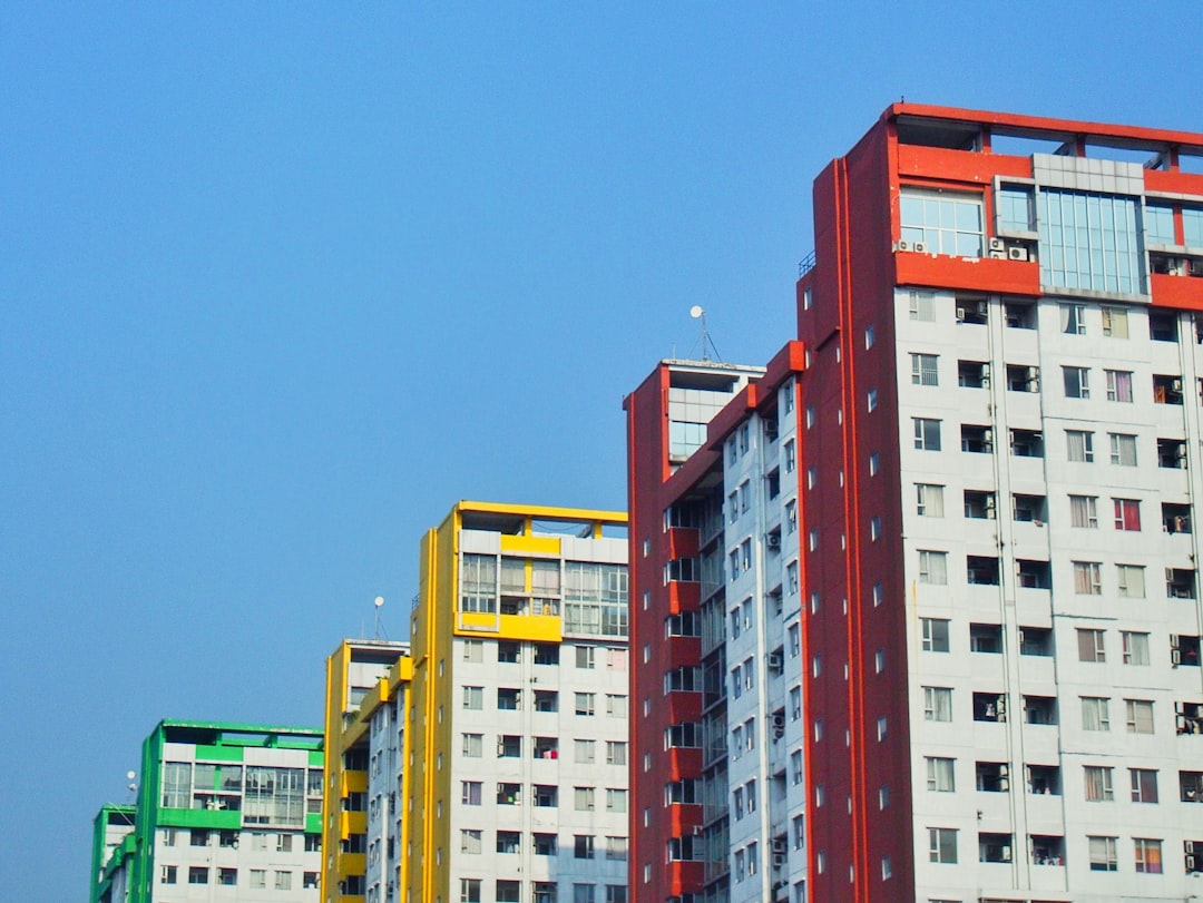 청북lh에서 가장 중요한 명사는 Housing입니다.