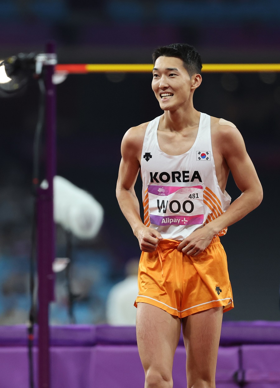 항저우 아시안게임 우상혁 높이뛰기 은메달