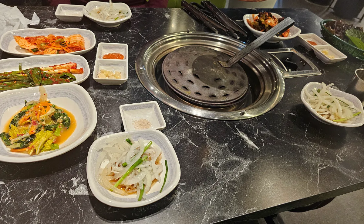 경기도-안양-평촌-맛집-고기집-벽돌집-기본반찬