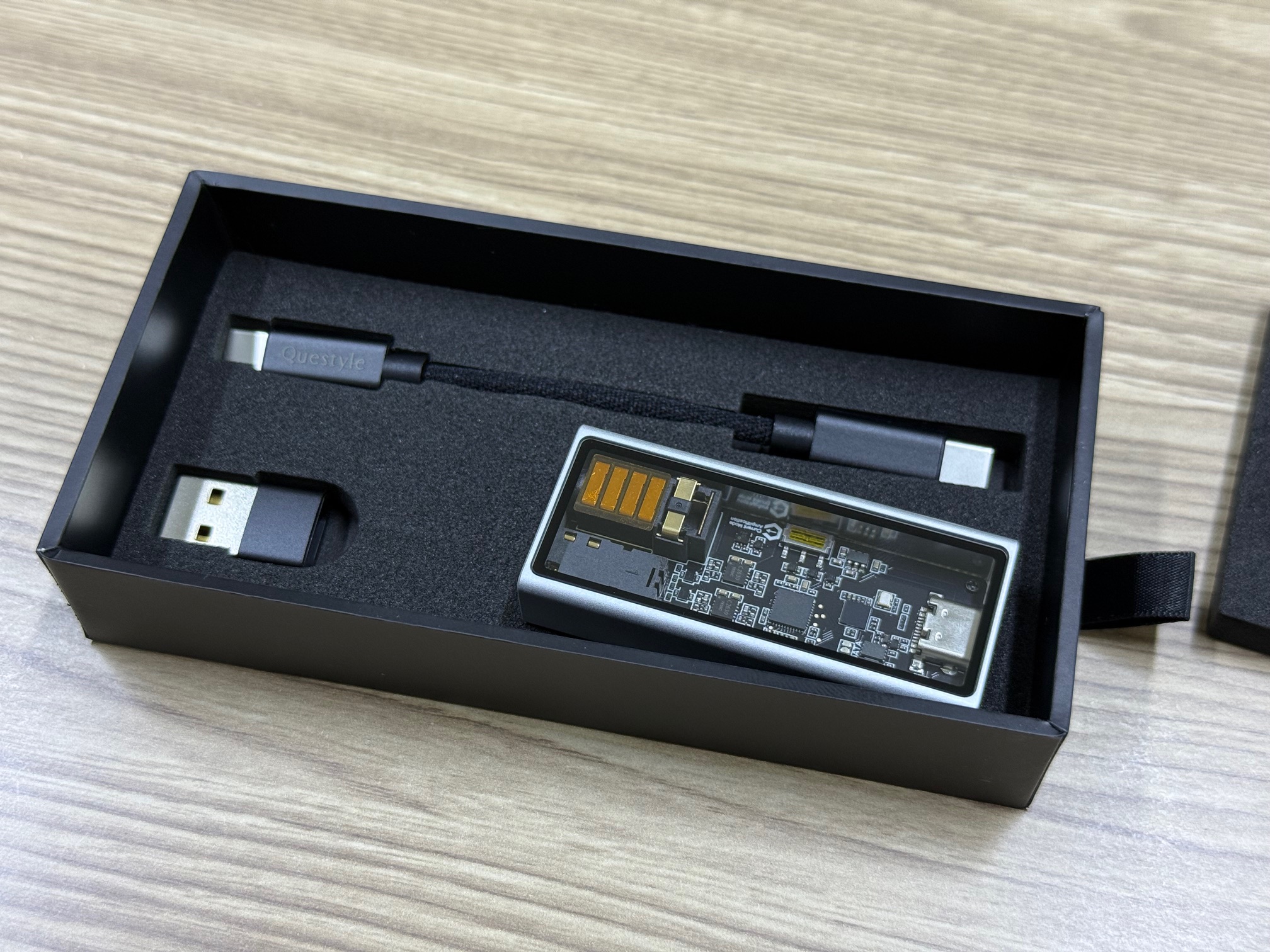 젠하이저 ie600, 퀘스타일 M15C