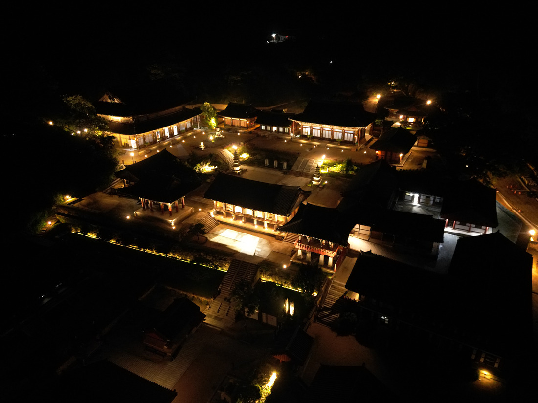 화엄사 야간 이미지 사진 4