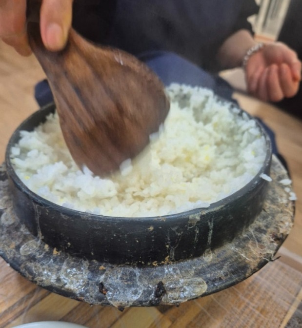 백반기행-목포-엄지가든-육회-가마솥밥