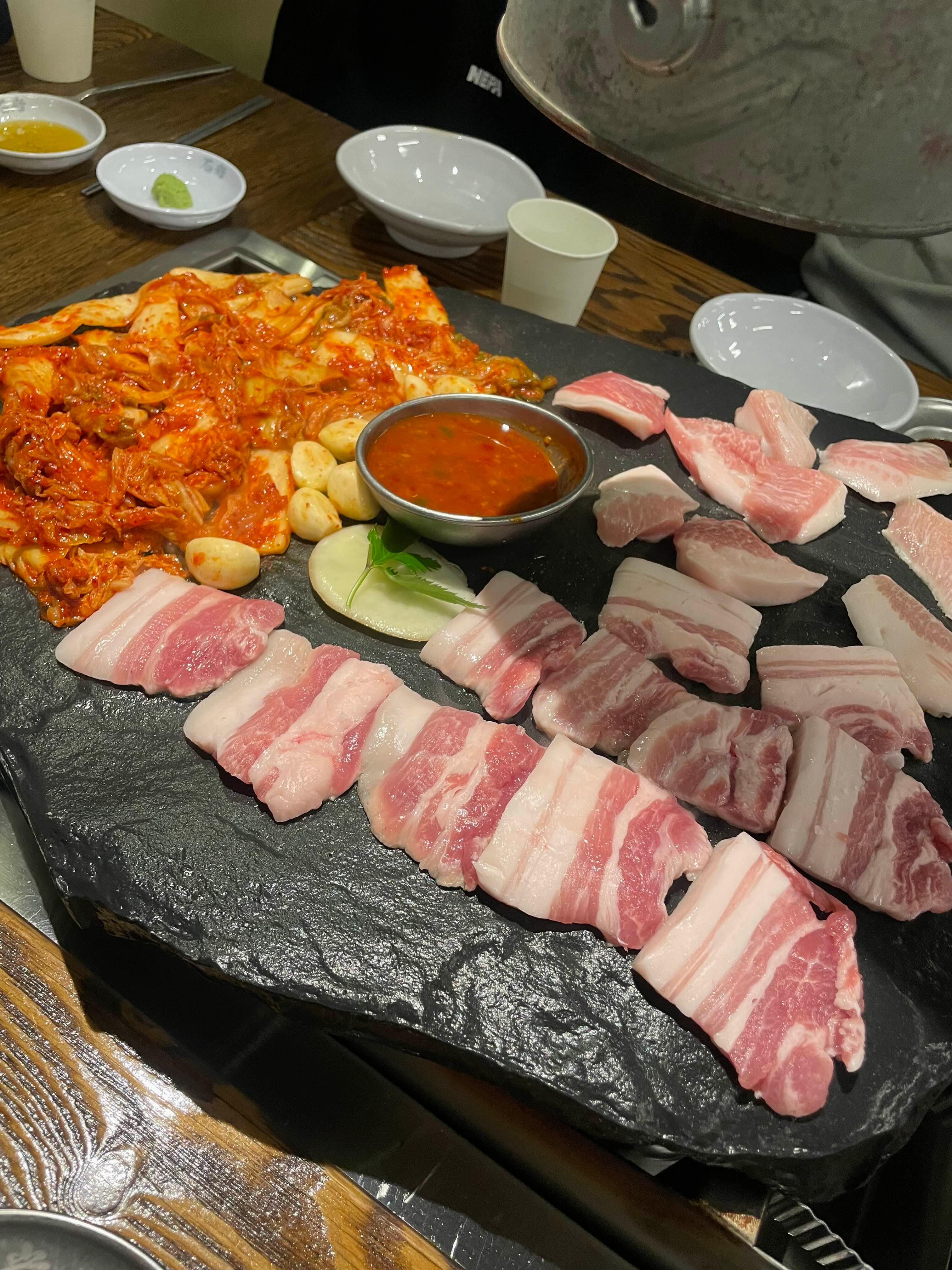포항 고기맛집 석암생소금구이 효자점